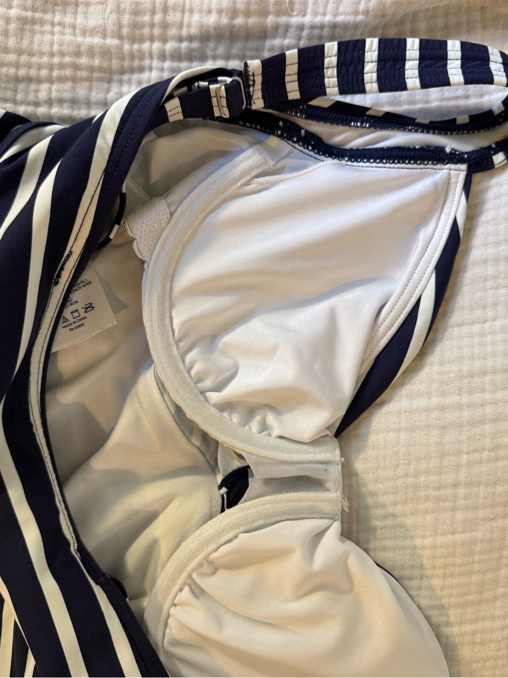 Lands End Navy Blue White Striped Sweetheart Wrap Underwire Tankini Top, size 4 - Picture 8 of 9